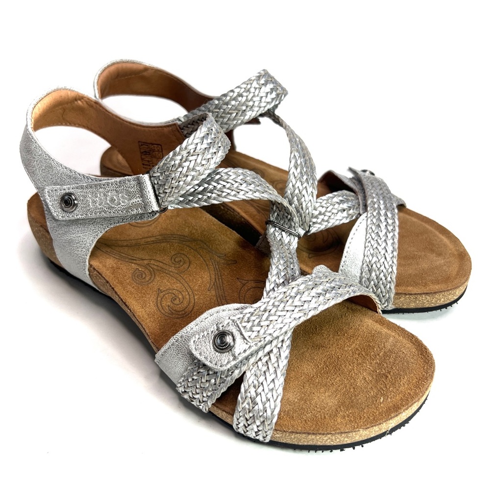 Taos Trulie Sandals silver/ 9-9.5 (40)